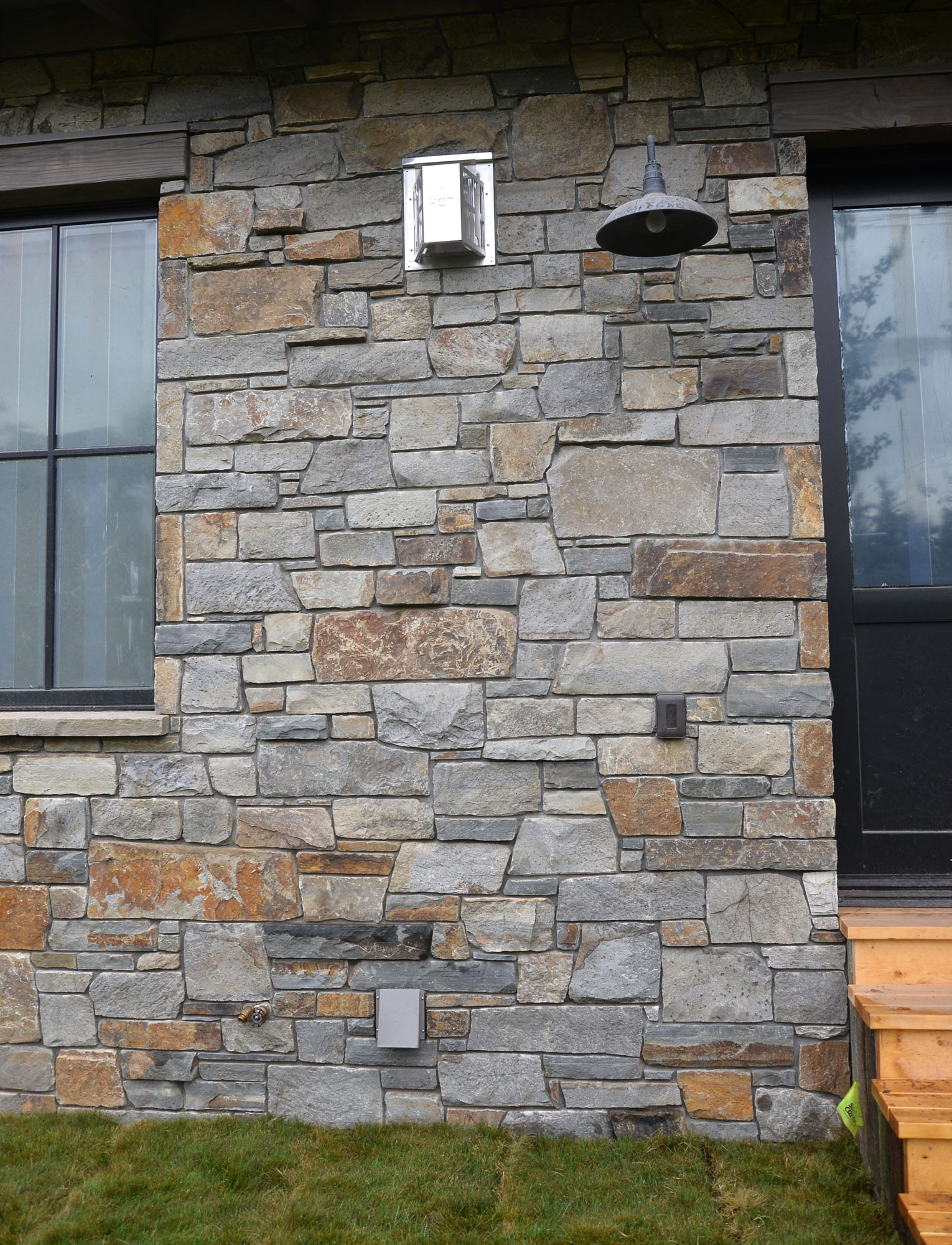 Chief Cliff Perma 7367 | Select Stone