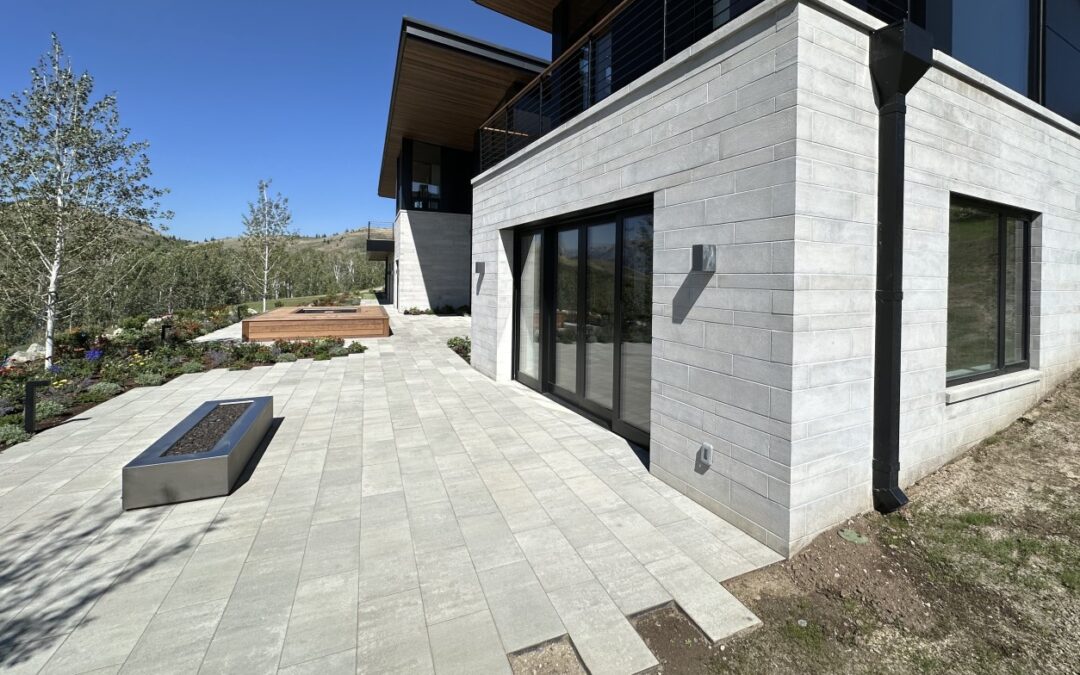 Silvertip Limestone Paving